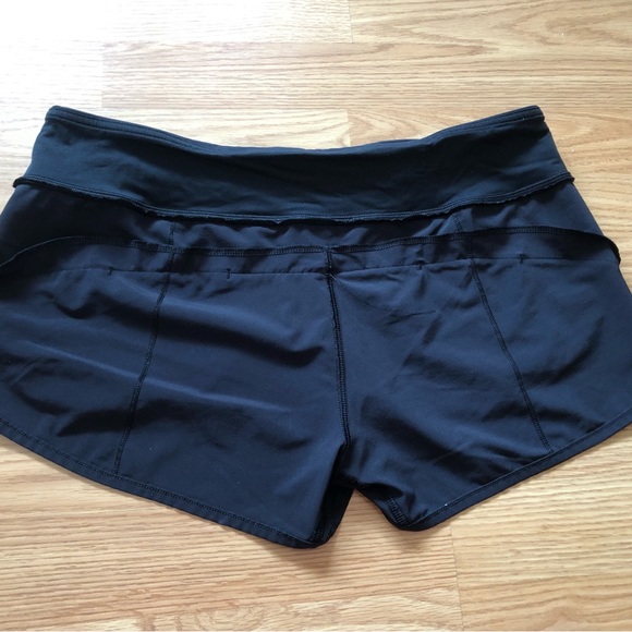 Lululemon Speed Shorts - Size 8 - *liner removed - Picture 8 of 9